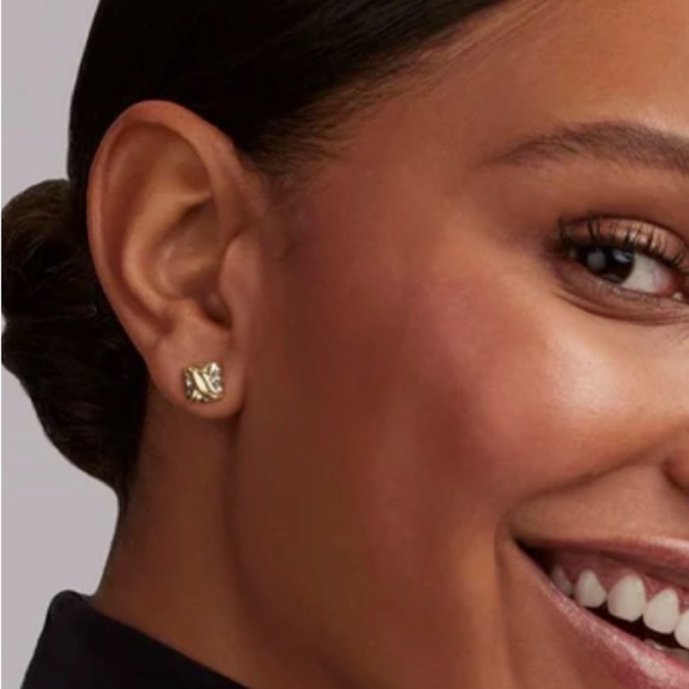 LAGOS Embrace Two-Tone X Omega Clip 11MM Earrings - Picture 12 of 12